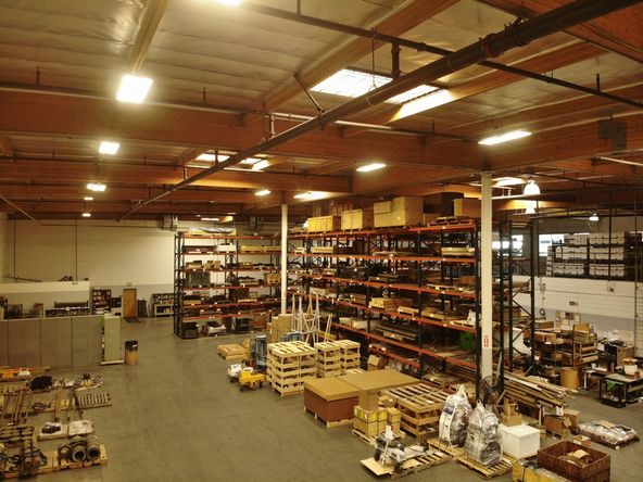 Malabar Industrial Property: 220 W Los Angeles Ave, Simi Valley, CA 93065